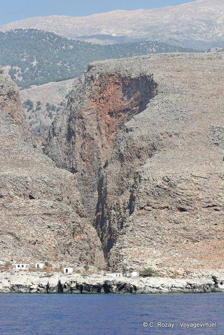 Towards the Marmara beach, into the throats of Aradeina, Loutro - Crete, Greece