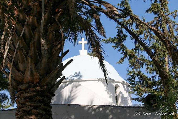 Dome behind a palm tree near Vori - Crete, Greece