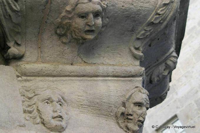 Bas-relief faces, Dole - France