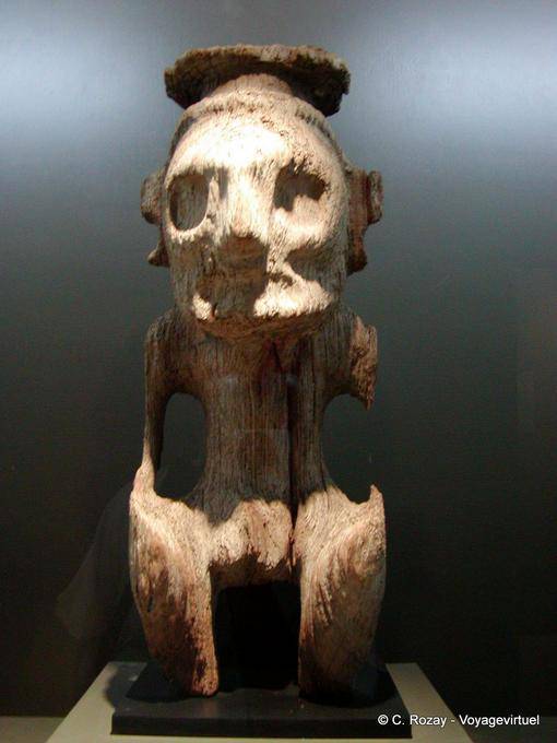 Cemi of Cohoba (ceramic Madera Guayacan), Museo Arqueológico Altos de Chavon, Dominican Rep.