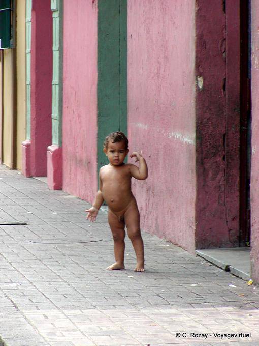 Street children, Santo Domingo, Dominican Rep.