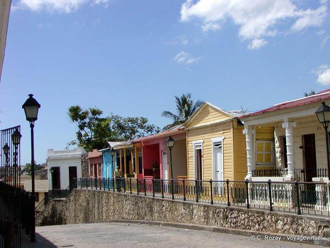Colored houses, the Cuesta Hosto, Santo Domingo, Dominican Rep.