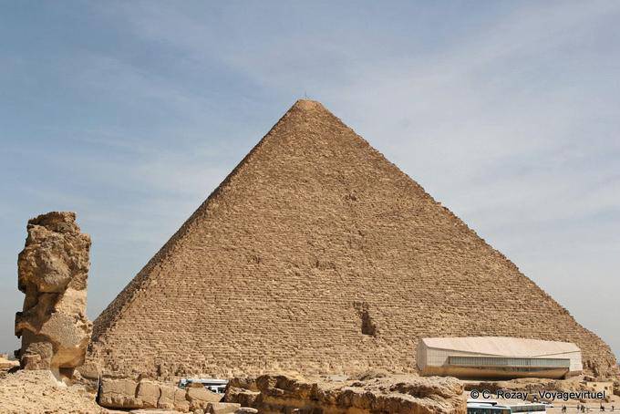 Pyramid of Cheops and the solar boat museum, Giza - Egypt