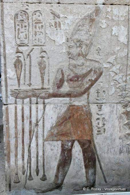 Pharaoh wearing the white crown of Upper Hedjet Egypt, polychrome temple of Kom Ombo - Egypt