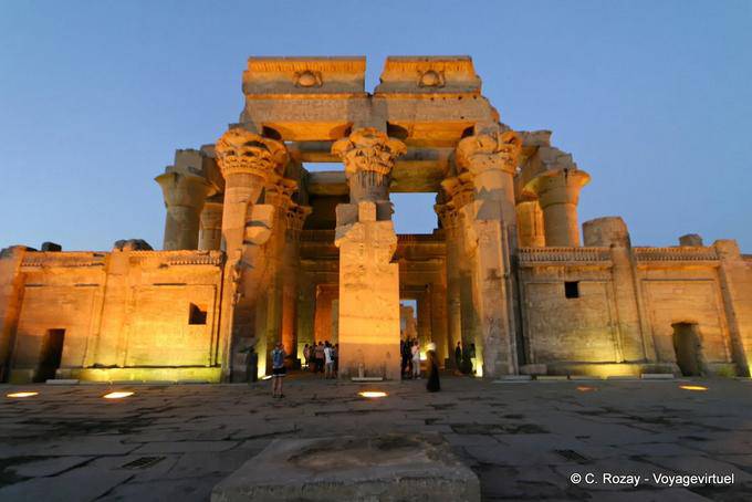 Facade of the Temple of Kom Ombo, night lighting - Egypt