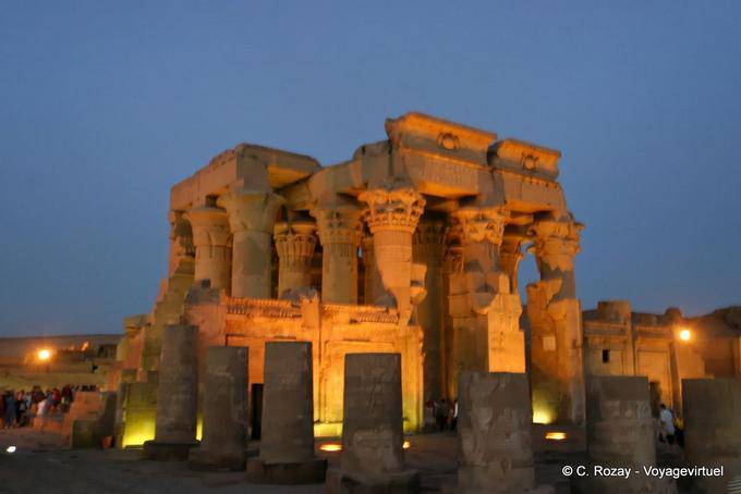 Night view, temple of Kom Ombo - Egypt