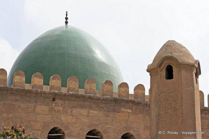 Green dome of the mosque Year Mohamad Nasr, Cairo - Egypt