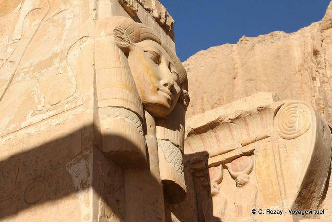 Hatshepsut, marquee adorned with a mask representing Hathor - Egypt