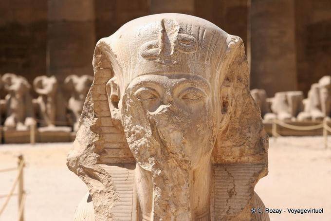 Pharaoh disfigured statue, Karnak Temple - Egypt