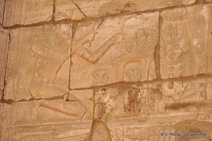 Sethi knees making an offering, Karnak Temple - Egypt