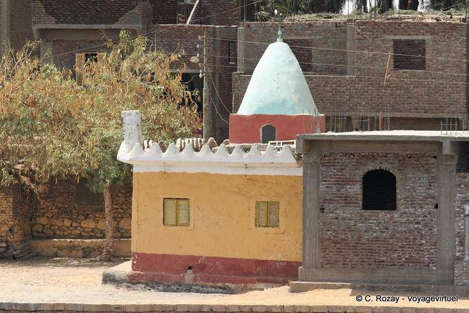 Micro mosque in a hamlet - Egypt