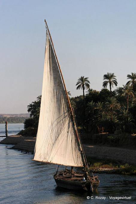 Great white sail on the Nile - Egypt
