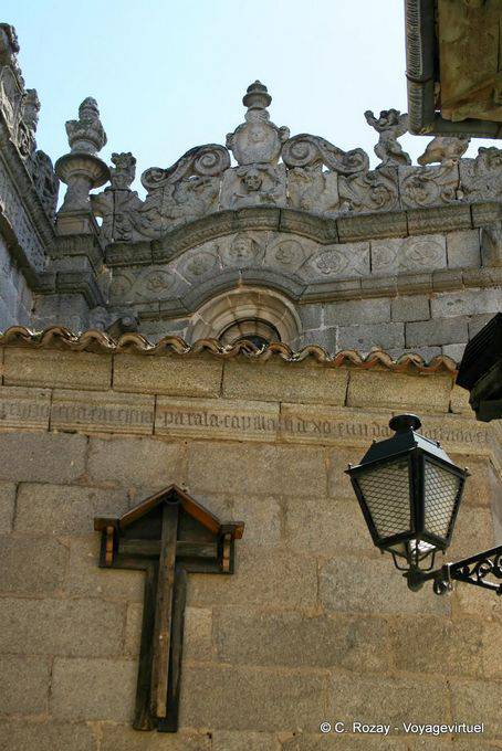 Old wooden cross, Ávila - Spain