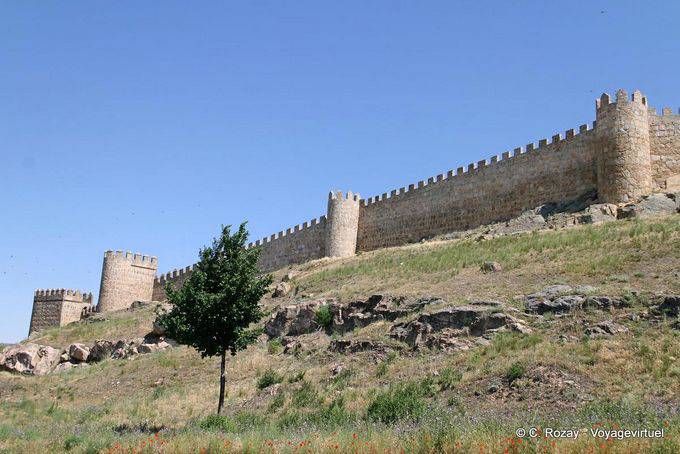 Another view of the wall and towers, Ávila - Spain