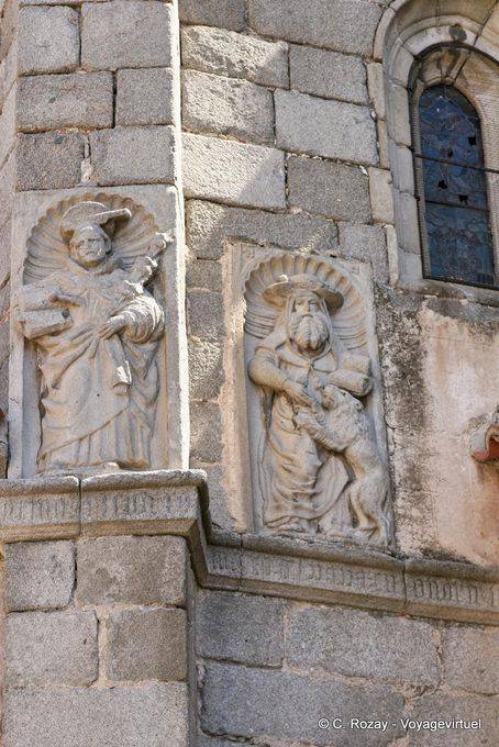 Men of faith on the outside wall of the cathedral, Ávila - Spain