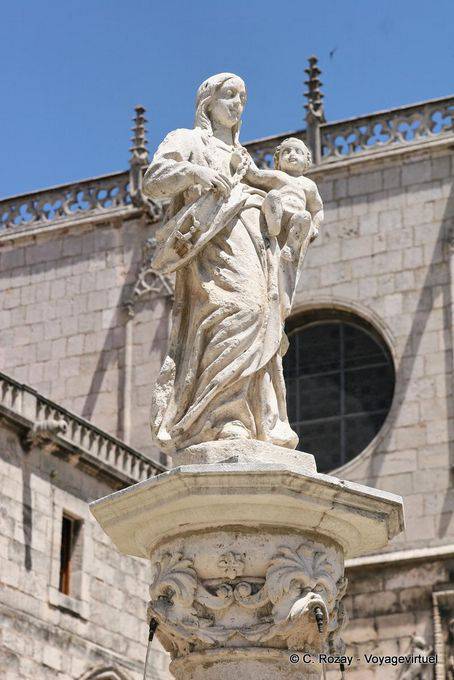 Burgos, the Virgin statue, Plaza Santa Maria - Spain