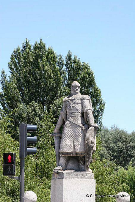 Statue of Diego Rodrigues, puente de San Pablo, Burgos - Spain