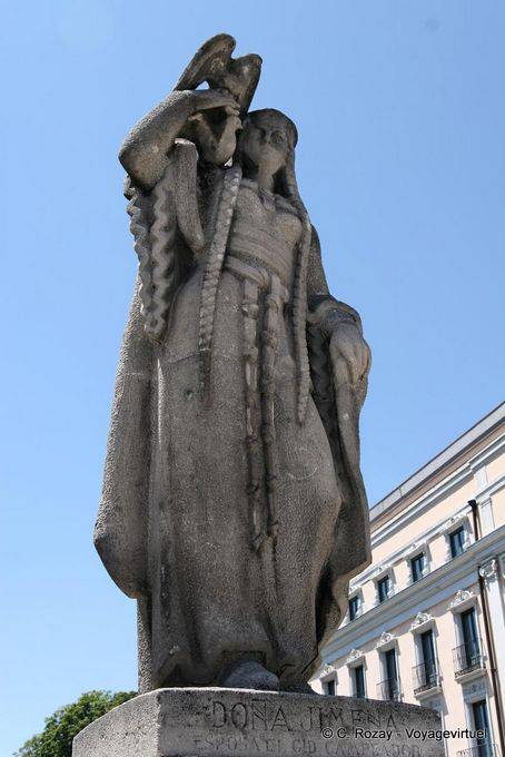 Burgos, Dona Jimena (Statue of Chimene) - Spain