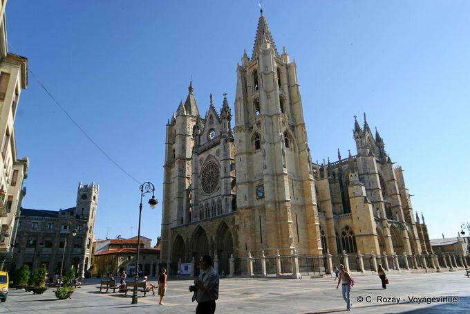 View from the Calle Ancha Santa Maria de Leon - Spain