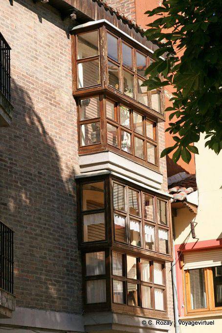 Advanced Double wooden window typical architecture of Leon - Spain