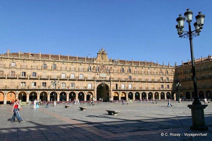 Salamanca, panoramic view of the facade, Plaza Mayor - Spain