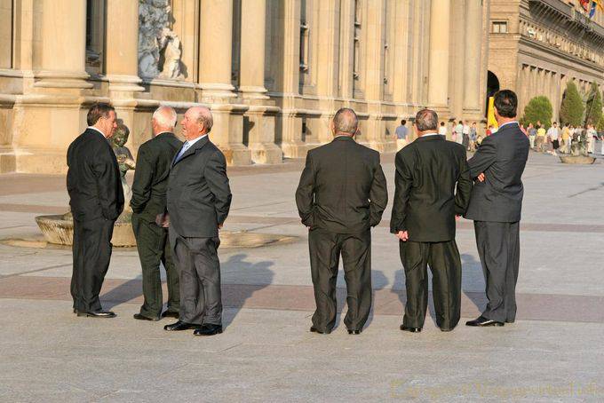 Alumni Reunion in costume, Plaza del Pilar, Zaragoza - Spain