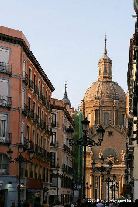 In Calle Alfonso 1 view Pilar, Zaragoza - Spain