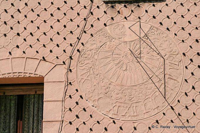 Sundial on a house, Plaza de la Merced, Segovia - Spain