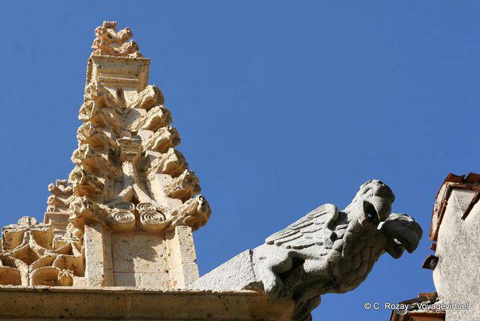 Gargoyle raptors, St. Mary's Cathedral, Segovia - Spain