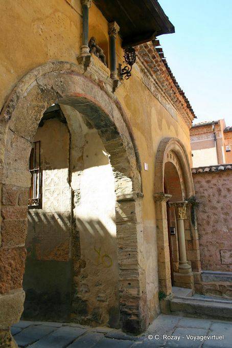 Secret passage, Segovia - Spain