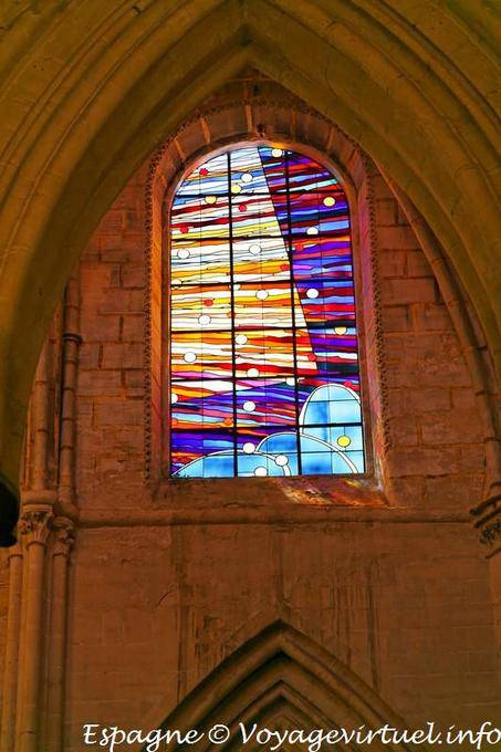 Cuenca, NS Cathedral de Gracia, modern window - Spain