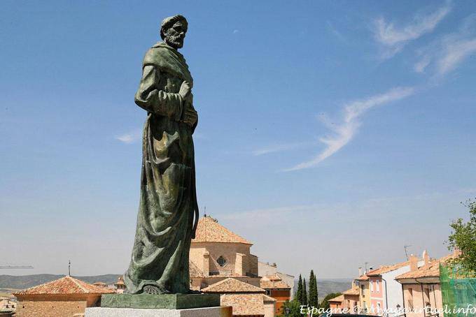 Cuenca, Archivo Historico Provincial statue - Spain