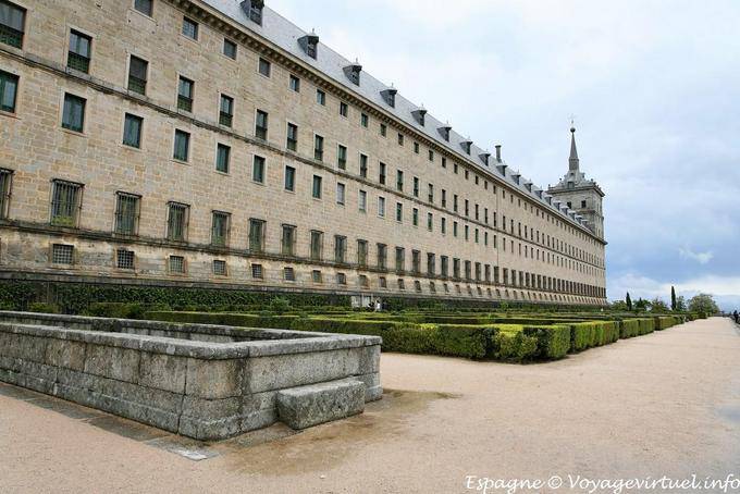 Escorial, facade - Spain