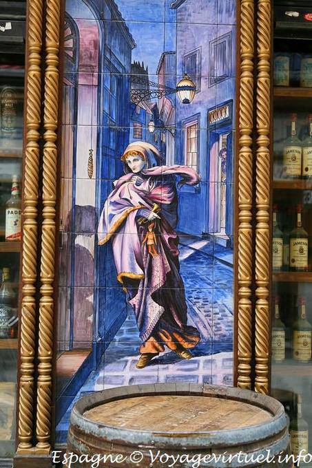 Azulejos de la Bodega, Carrera San Jeronimo, Madrid - Spain
