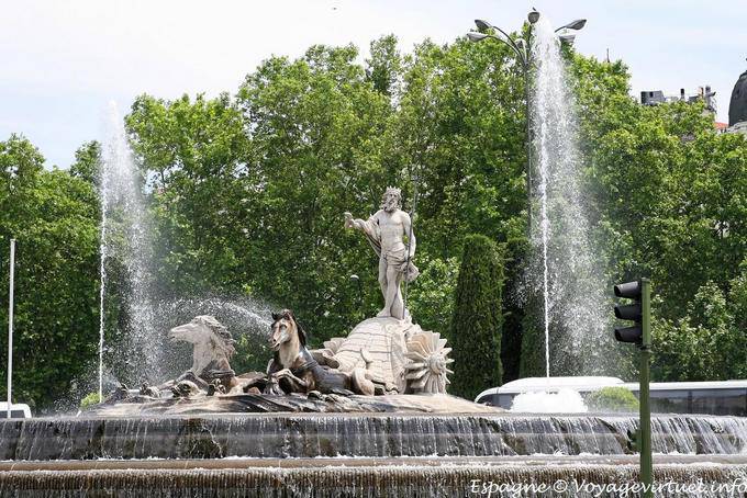 Fountain on the Plaza de las Cortes, Prado, Madrid - Spain