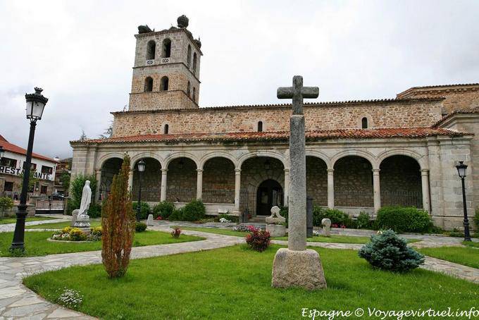 Manzanares el Real church garden - Spain