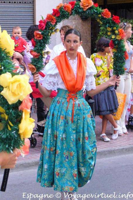 Santa Pola Tabarca, girl with flowers - Spain