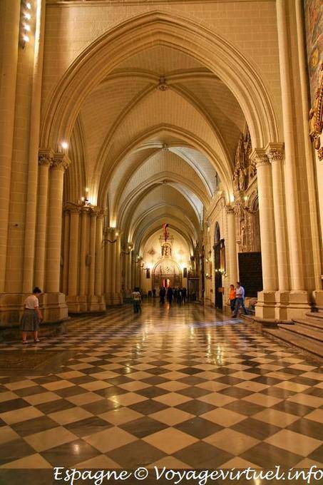 Toledo Cathedral, part of the nave - Spain