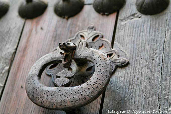 Toledo, massive catch the dragon - Spain