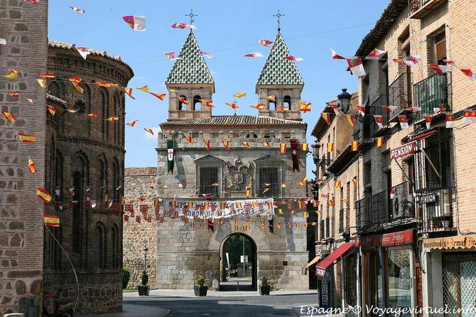 View from inside the walls, Puerta Nueva de Bisagra, Toledo - Spain