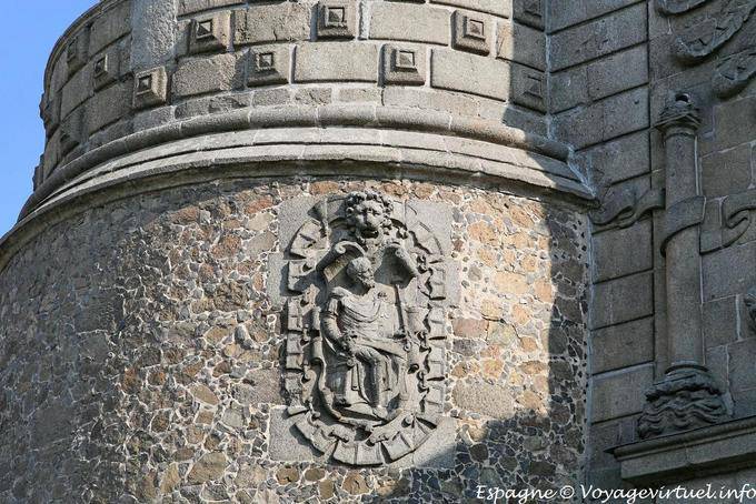 Toledo, carving the New Gate of Bisagra - Spain