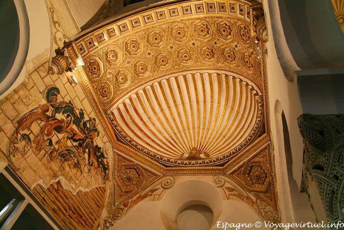 Remains of the church in transformation (1405), Santa Maria la Blanca Synagogue, Toledo - Spain