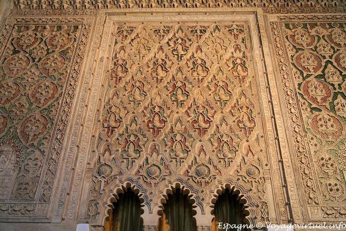 Architectural magnificence above the Holy Ark, El Tránsito Synagogue, Toledo - Spain