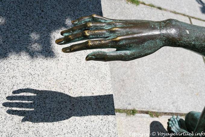 Hand and its shadow, sculpture Museum of Victorio Macho, Toledo - Spain