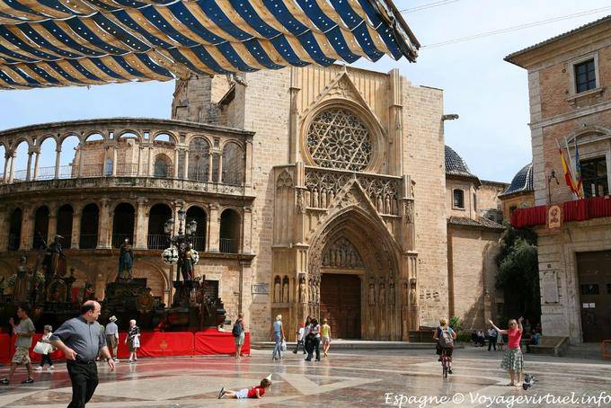 Valencia, cathedral square, Plaza de la Virgen - Spain