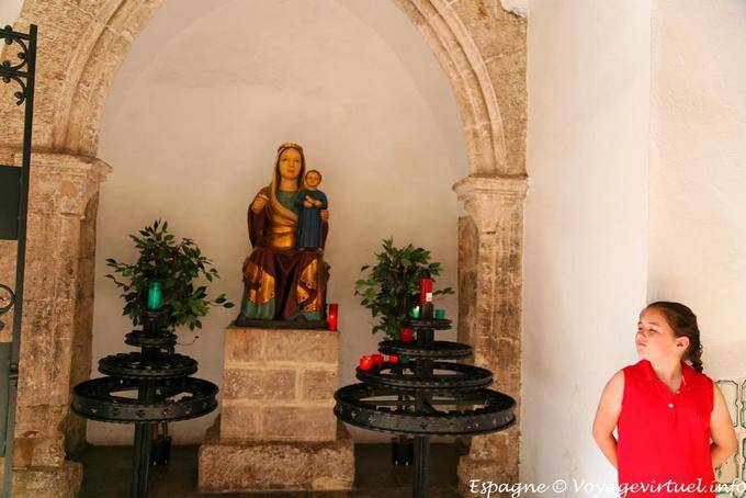 Valencia, the child and the Virgin, Iglesia San Juan del Hospital - Spain