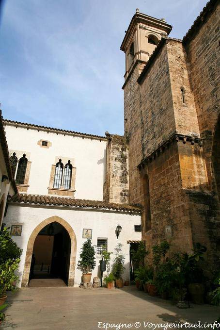 Valencia, Iglesia San Juan del Hospital - Spain
