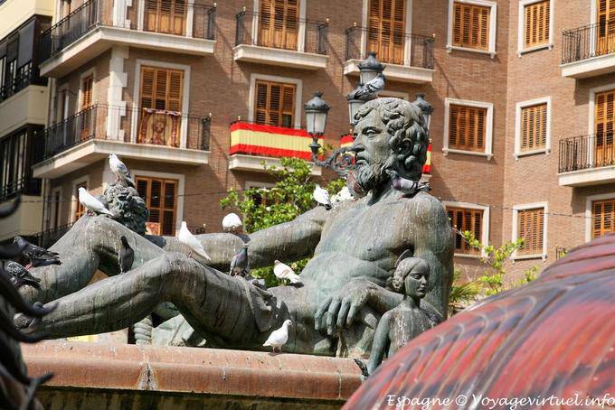 Valencia, sculpture in the Plaza de la Virgen - Spain