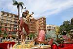 Color statue, Plaza de la Virgen, Valencia, Spain.