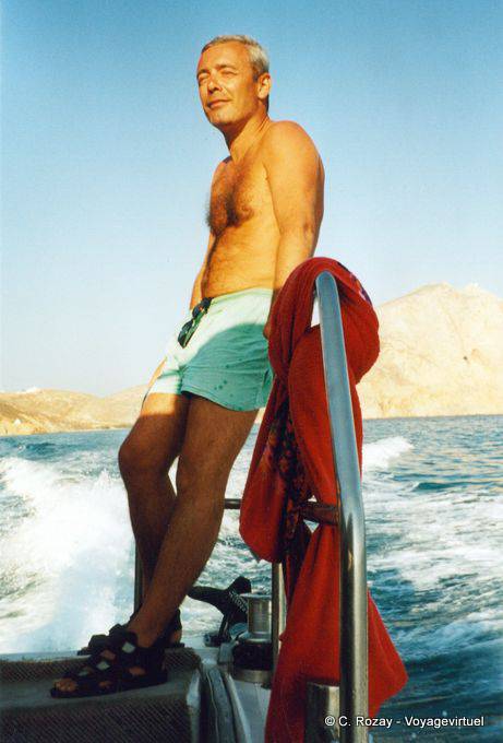 Anafi Ανάφη, Voyagevirtuel on a boat - Greece